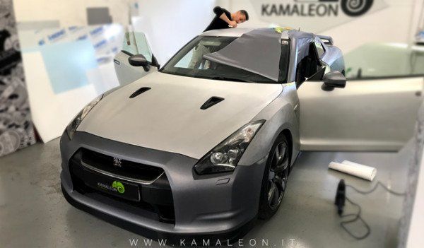 Car & Boat Wrapping - KAMALEON CAR WRAPPING PARMA NISSAN GTR 600x351