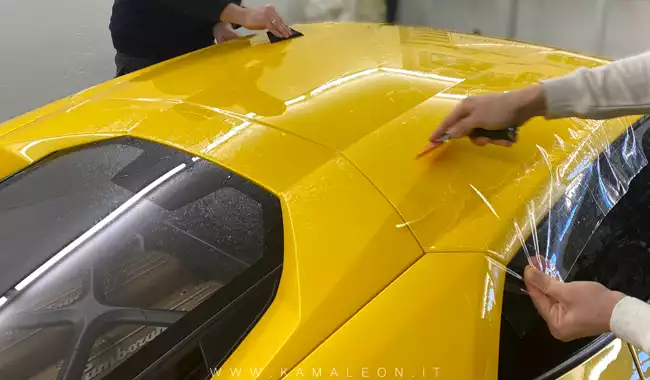 Pellicola Protettiva PPF - Pellicola protettiva PPF per auto a Parma Lamborghini Huracan KAMALEON