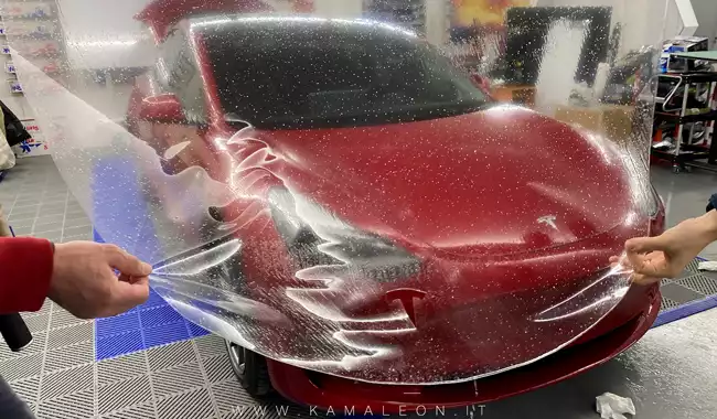 Pellicola Protettiva PPF - Pellicola protettiva PPF per auto a Parma Tesla KAMALEON