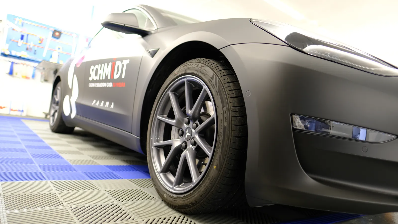 Car & Boat Wrapping - car wrapping 11