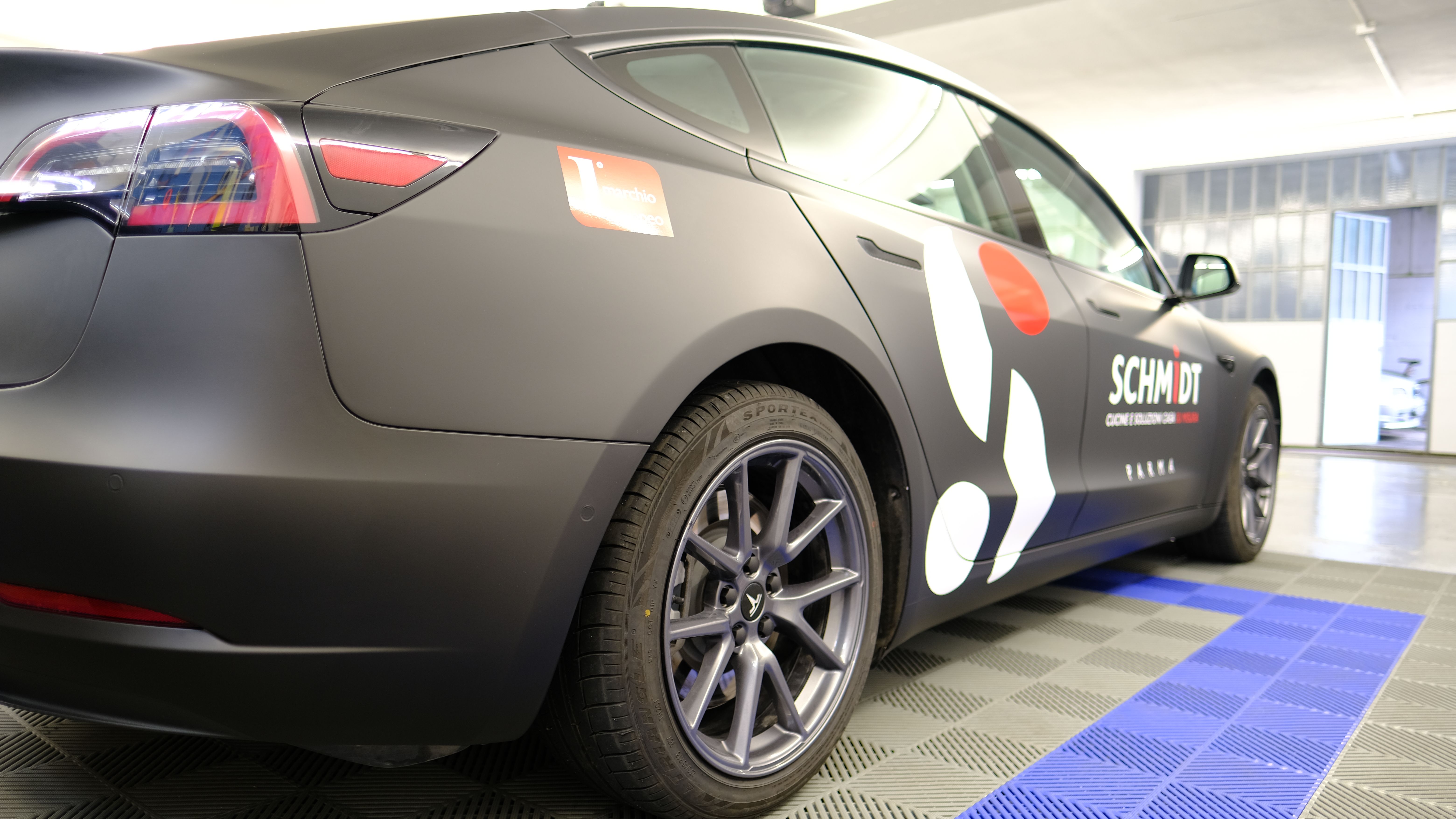 Car & Boat Wrapping - car wrapping 12