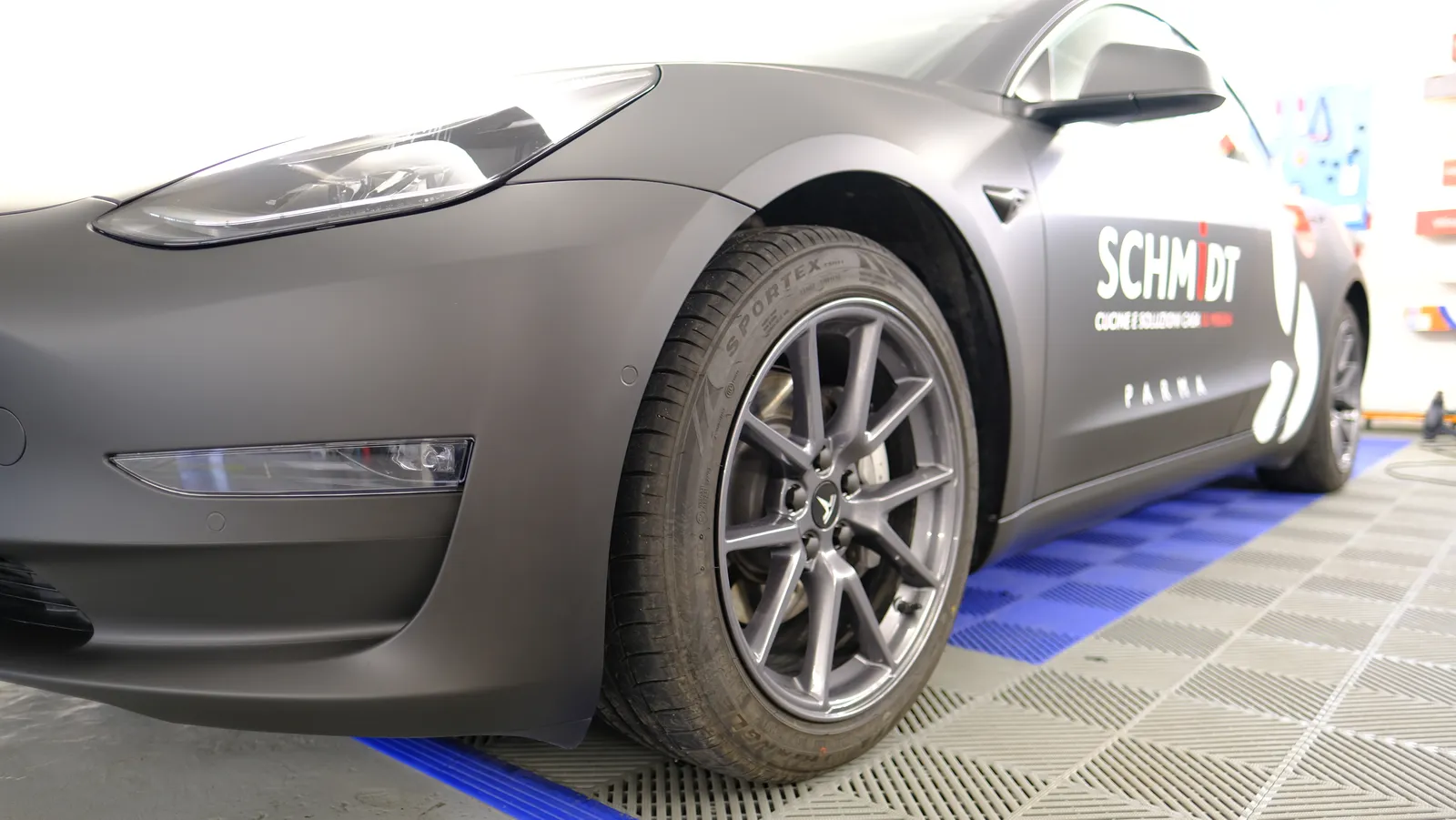 Car & Boat Wrapping - car wrapping 14