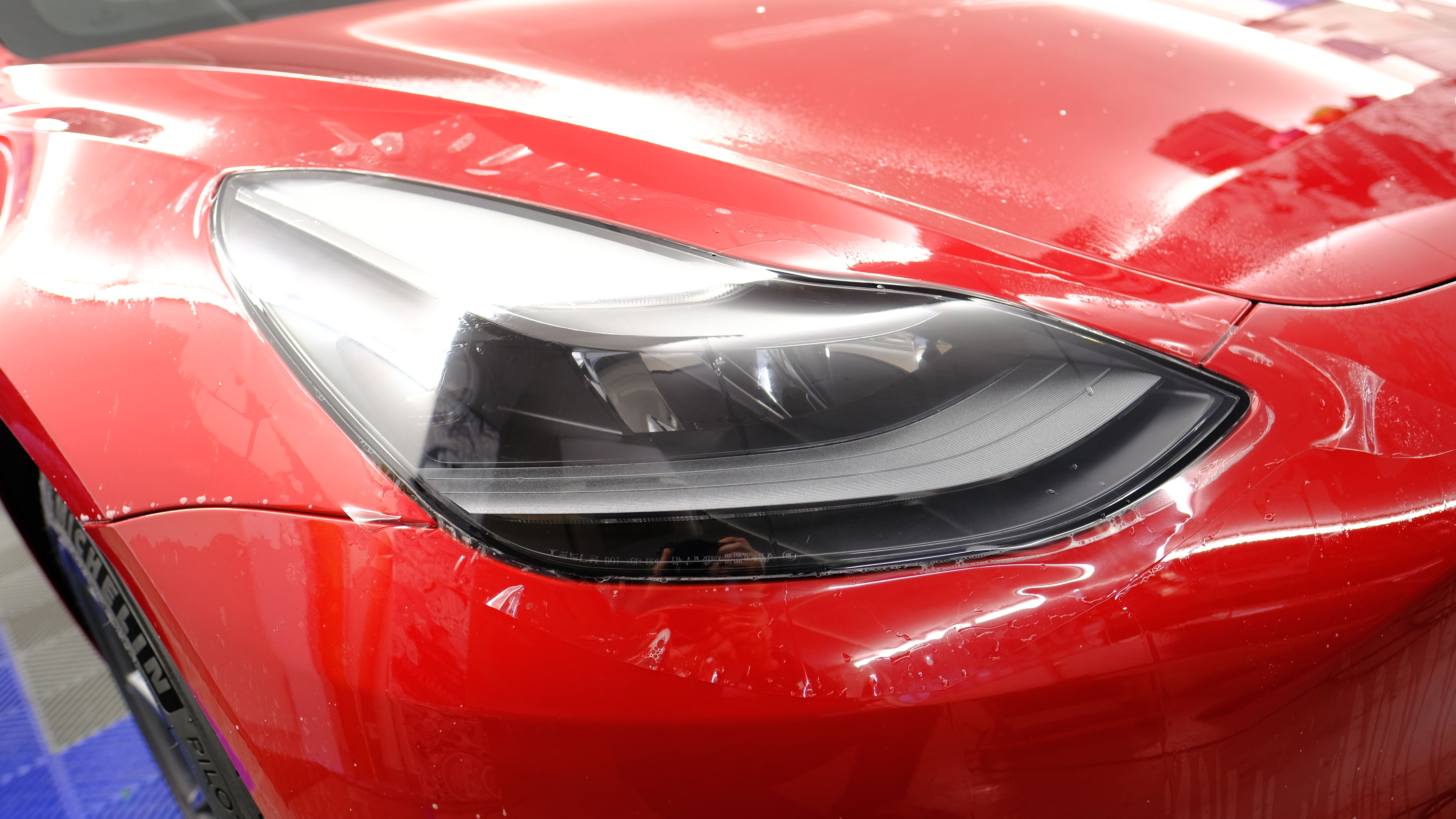 Protezione Vernice Auto: Differenze tra Ceramica, PPF e Wrapping